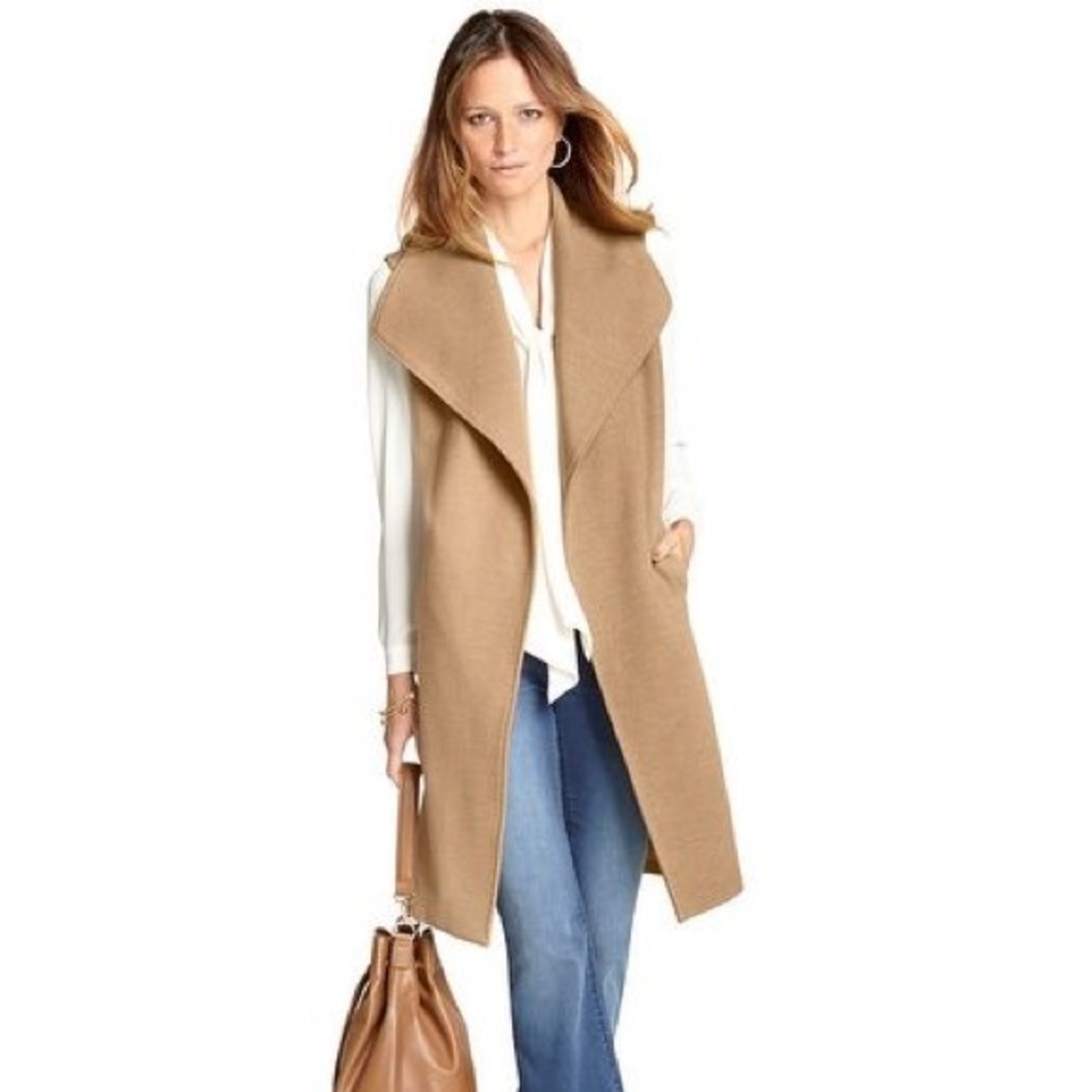 WhiteHouse BlackMarket sleeveless coat